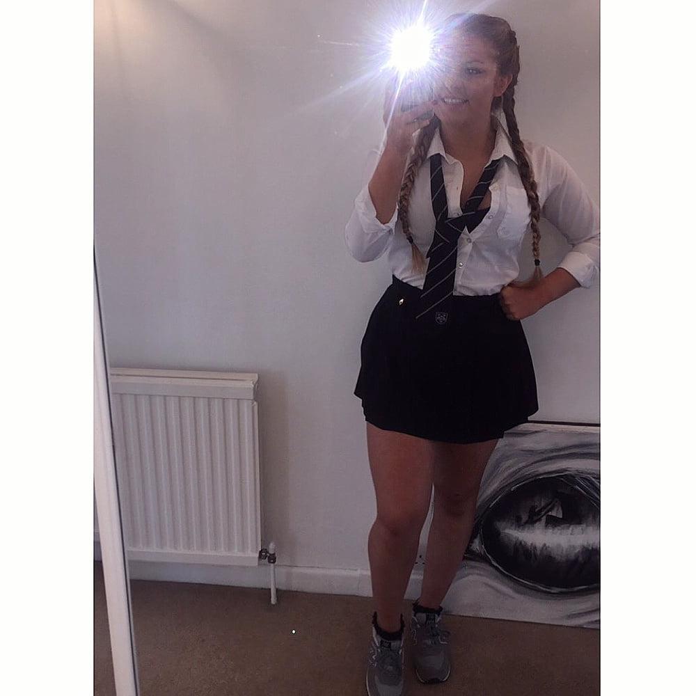 23P Rich Posh Blonde Teen Thick Ass