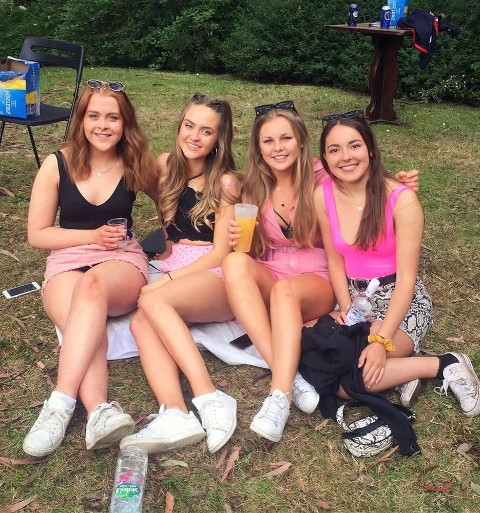 23P Rich Posh Blonde Teen Thick Ass