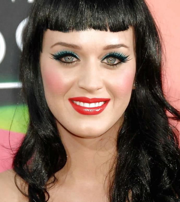 25P Fetish Makeup 8