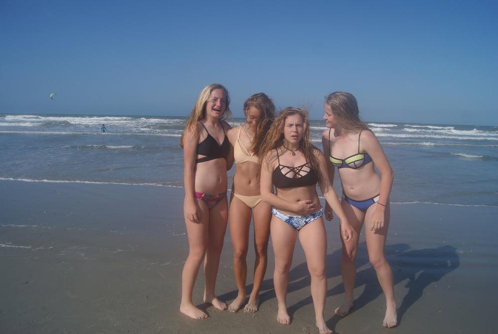 25P Gorgeous teen friends vacation pics