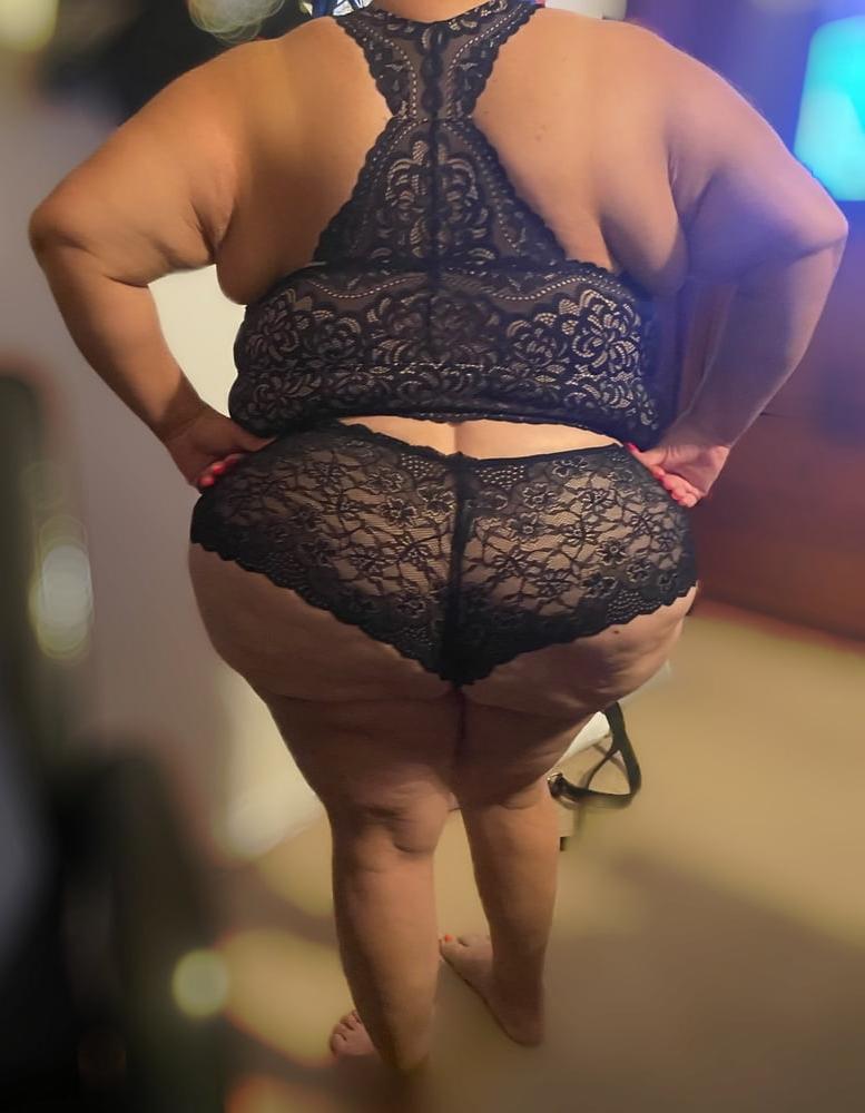 9P Black lace