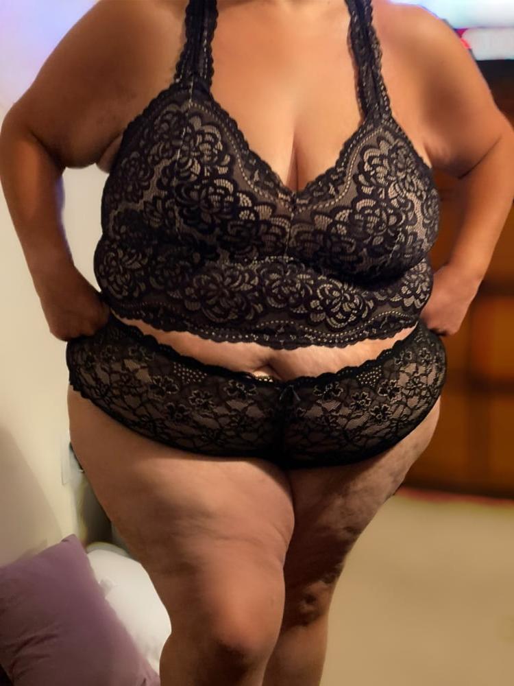 9P Black lace