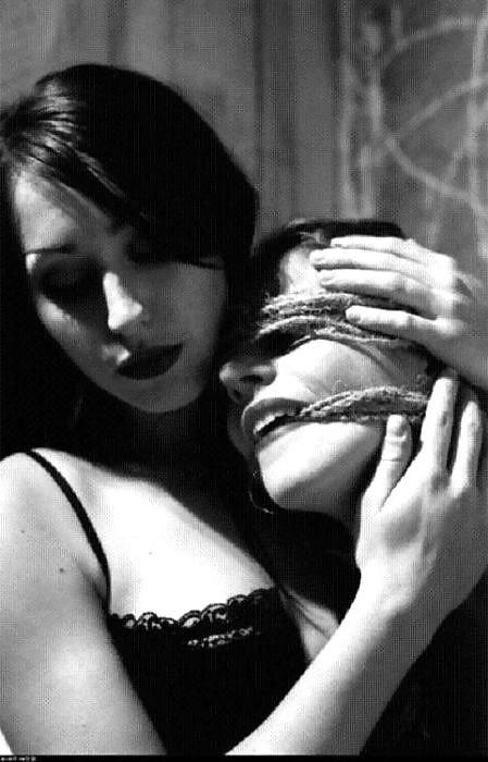 20P Black and White 102!