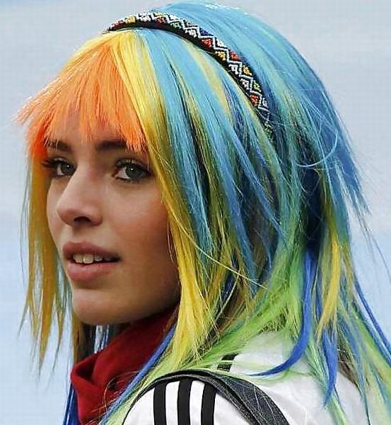 25P Colored hair!