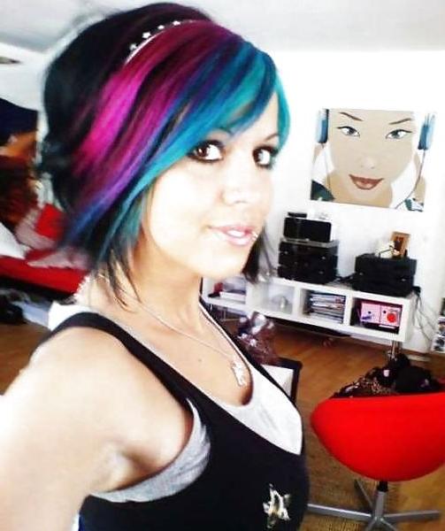 25P Colored hair!
