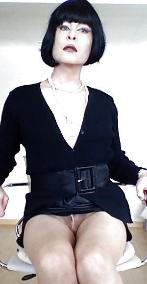 5P Classy nylon girls