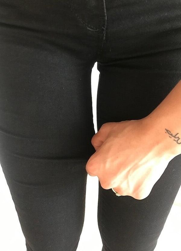 25P Turkish amateur women exhibiting themselves