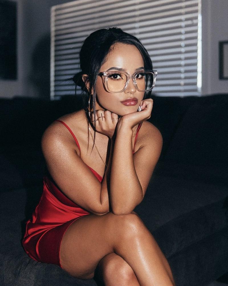 18P Gorgeous Becky G