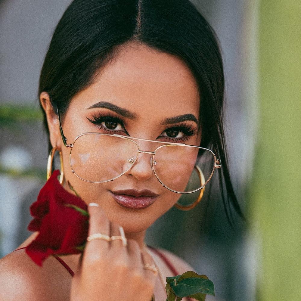 18P Gorgeous Becky G