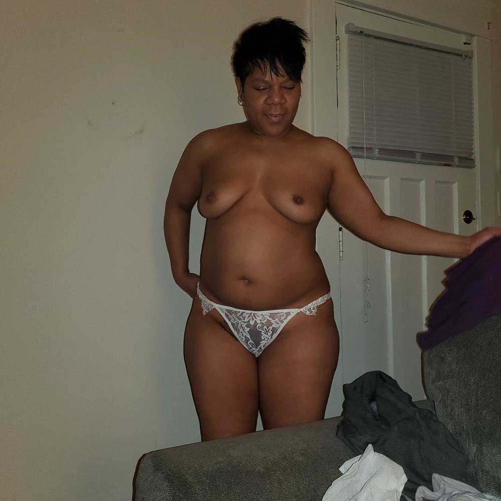 25P naughty slut