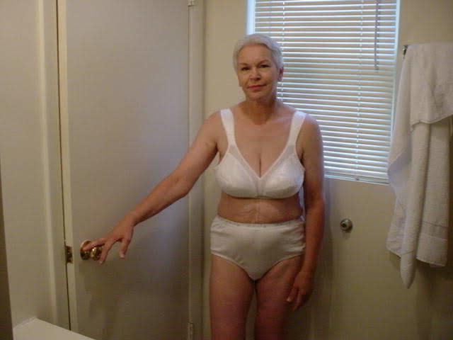 23P Jeanne, hot old lady