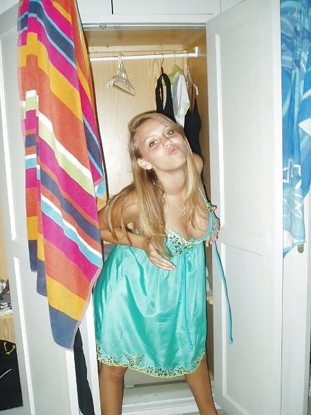 25P Hot British teens 2