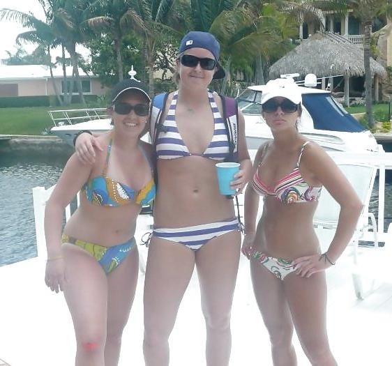 21P Boston University Girls in Bikinis