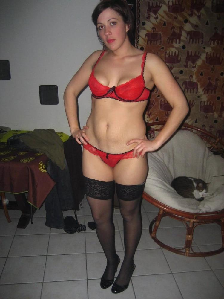 23P Lady in Red (lingerie)