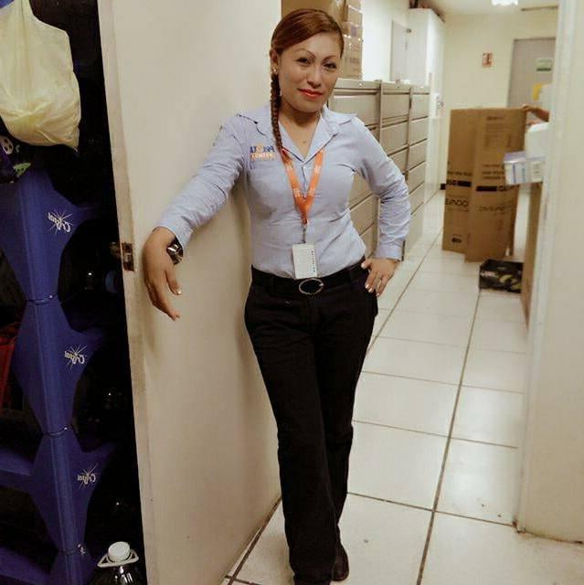 25P Lady coppel elektra milf panocha depilada infiel con el jefe