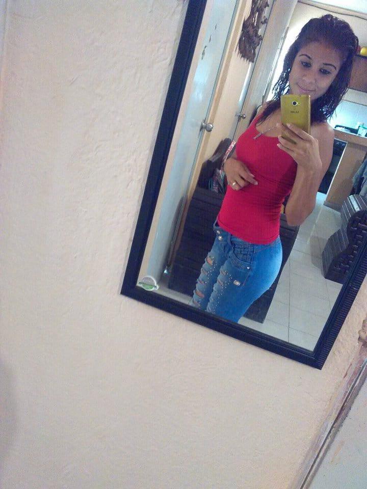 21P beautiful naughty mommy