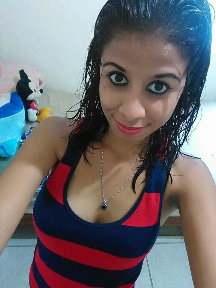 21P beautiful naughty mommy