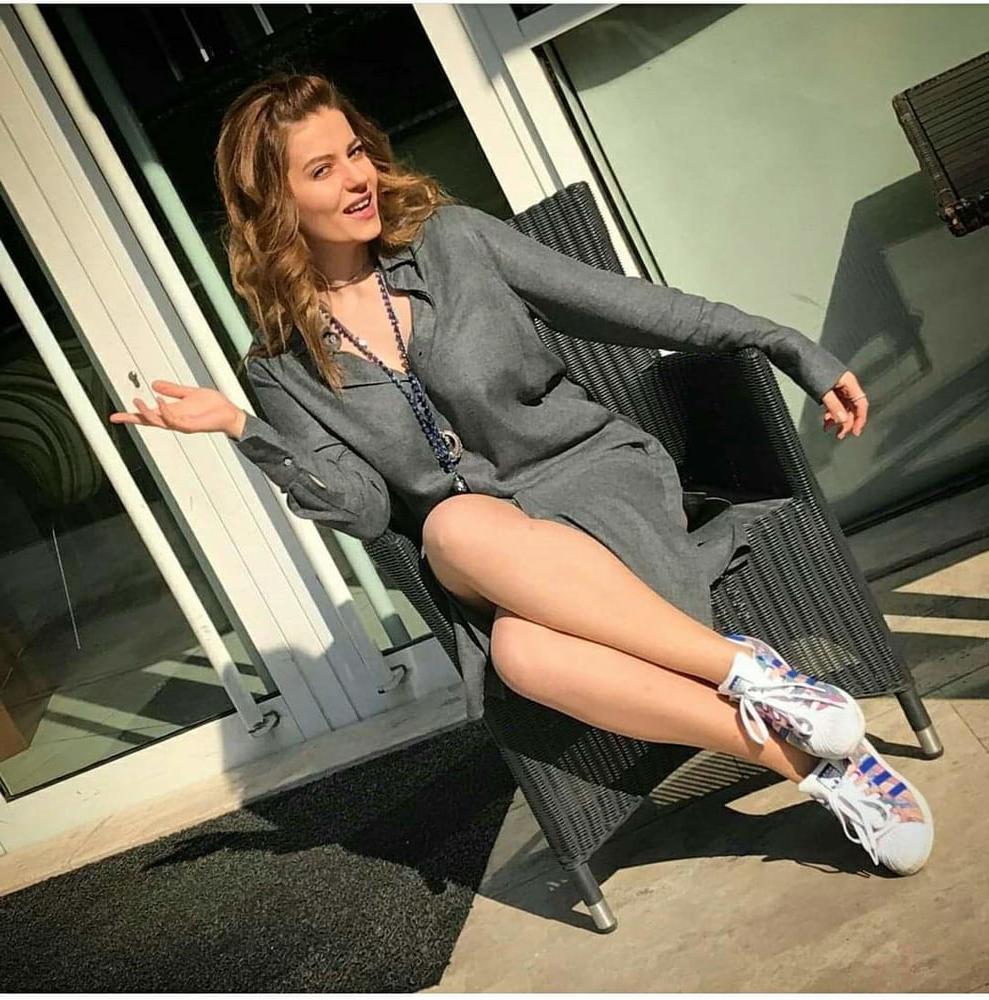 25P Turkish Milf