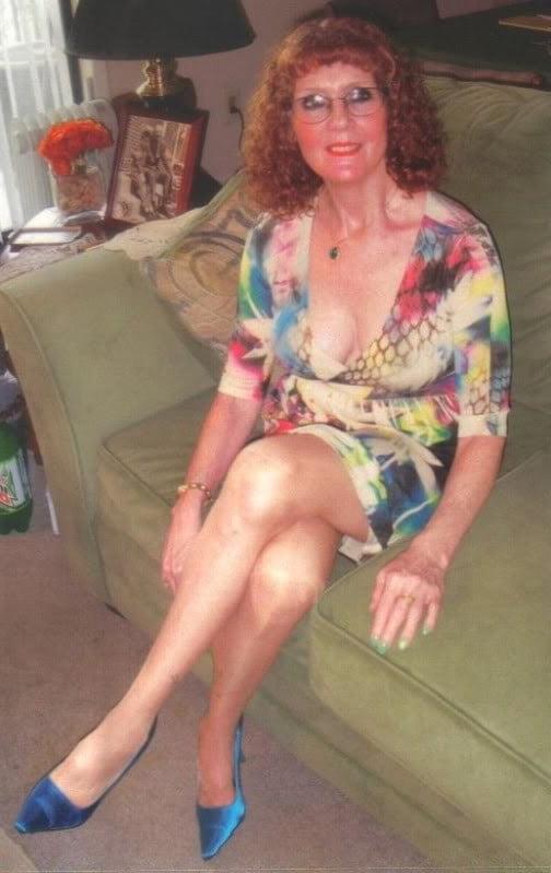 25P Help.im addicted 2 granny cleavage 5