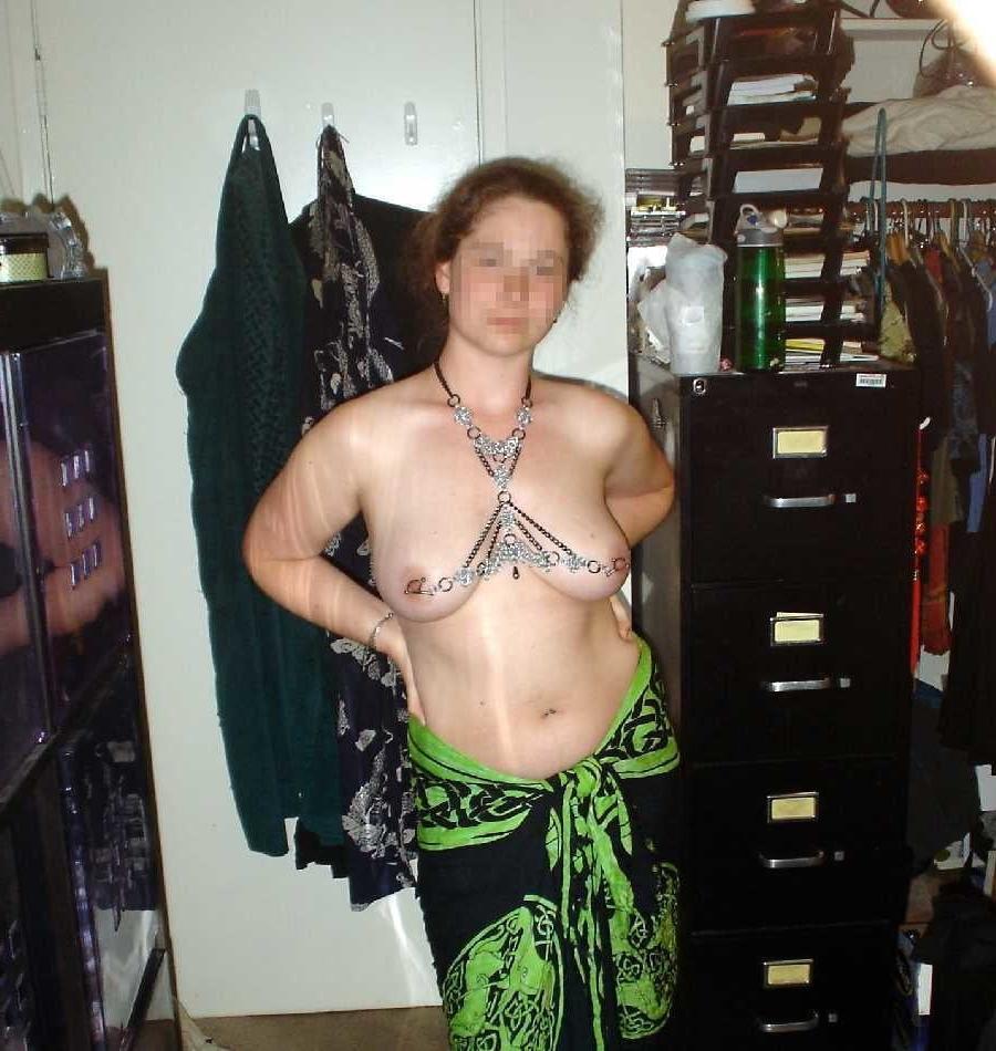 20P Nipple piercings 85