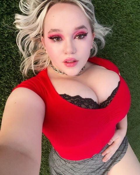 25P Makeup fetish 74