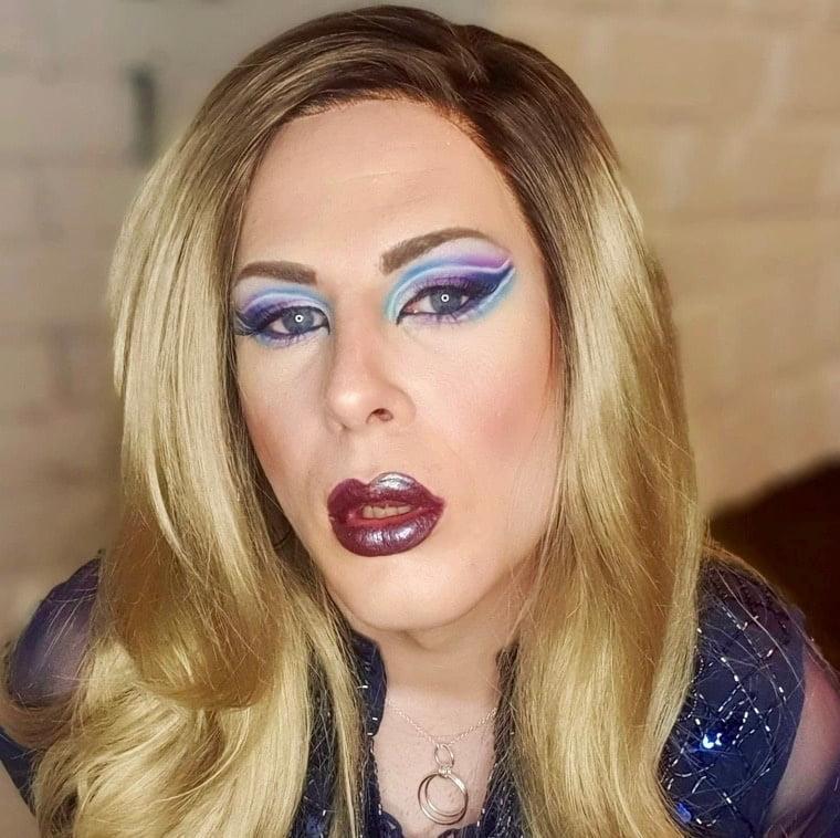 25P Makeup fetish 74