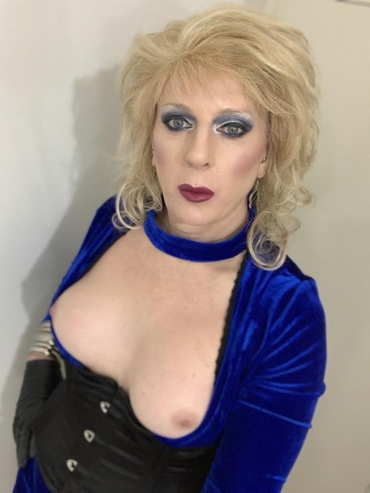 25P Makeup fetish 74