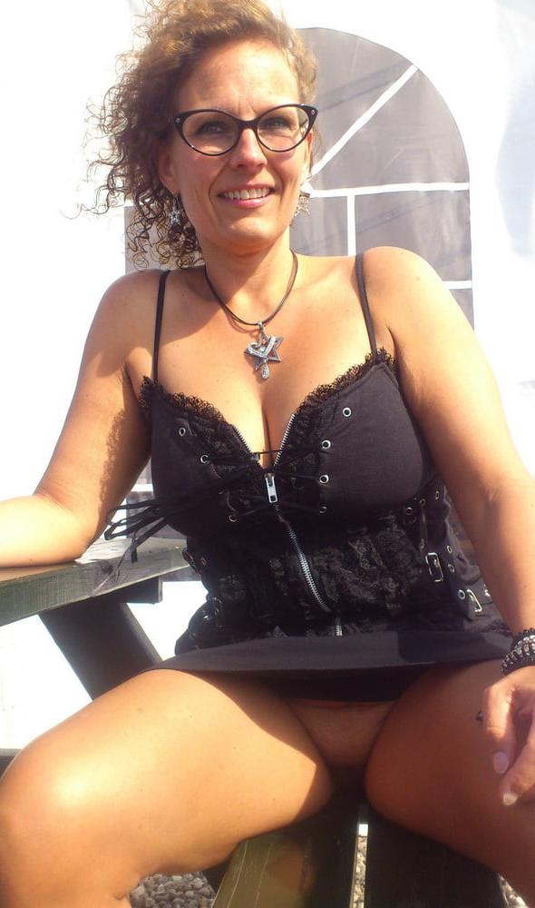 25P Danish Supercunt wants tributes and captions