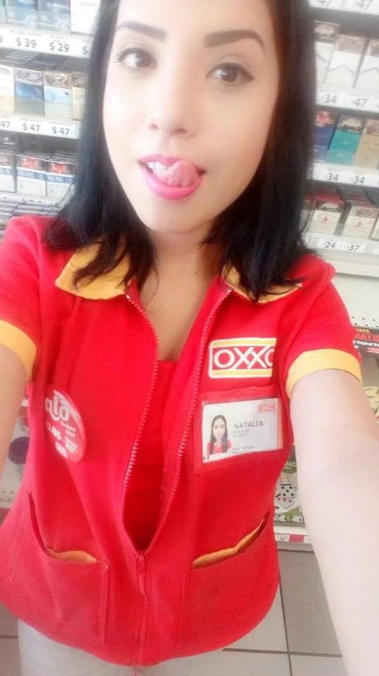 25P Lady OXXO