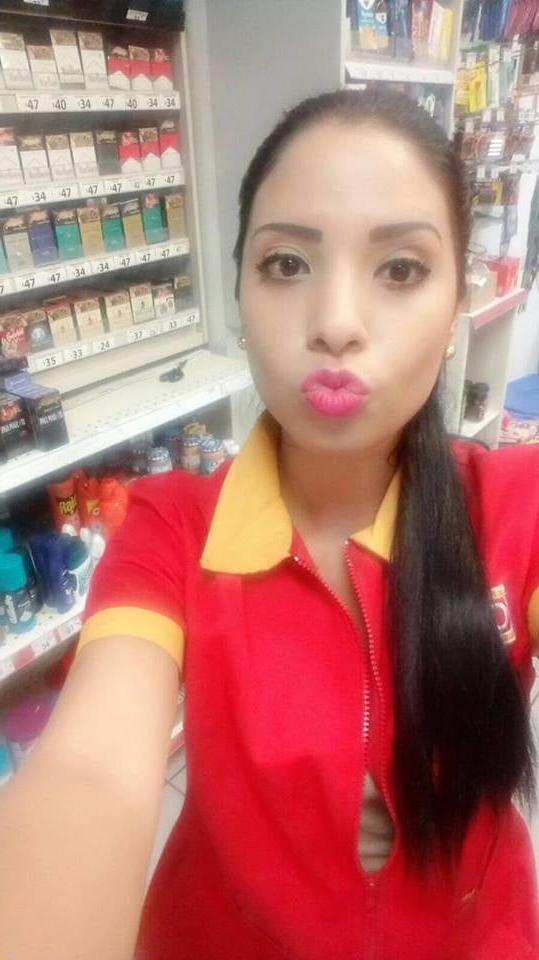 25P Lady OXXO