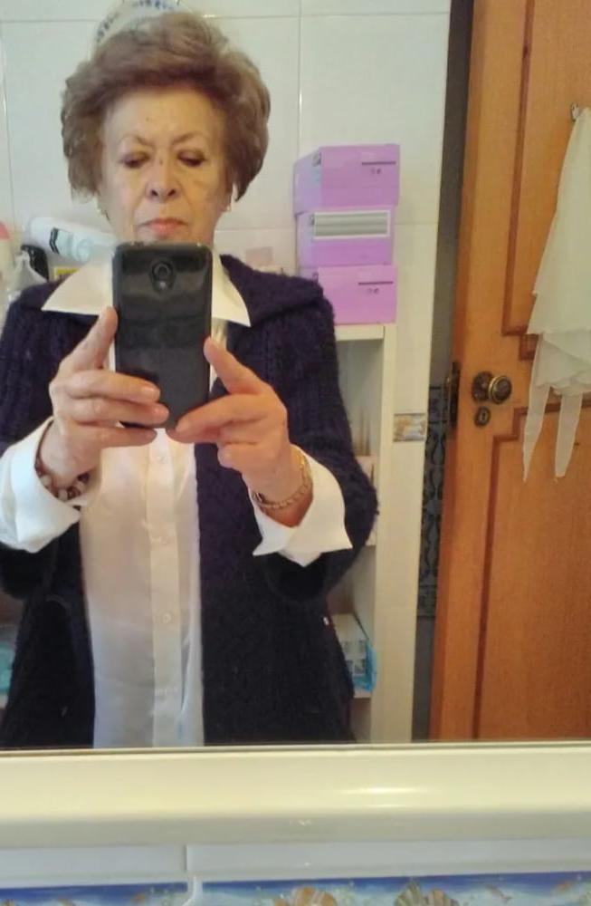 10P Beautiful non-nude grandma