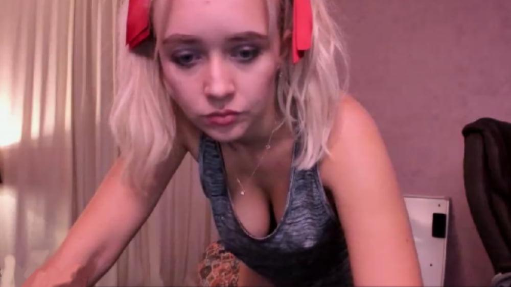 25P Breast Strokes Nipple Tease Challenge 9