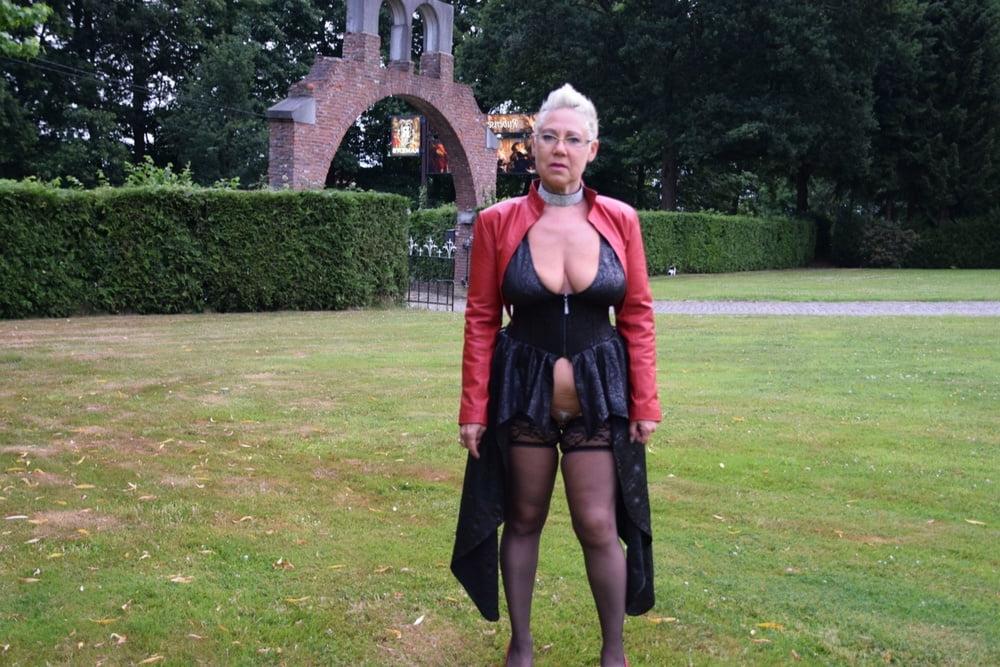 20P Trachy Old Lady