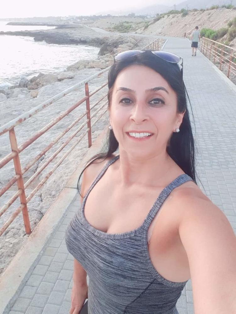 21P tas gibi olgun (sexy turkish milf)