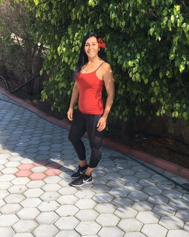 21P tas gibi olgun (sexy turkish milf)