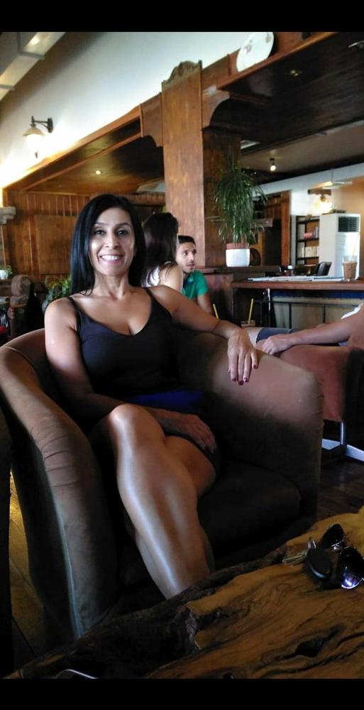 21P tas gibi olgun (sexy turkish milf)