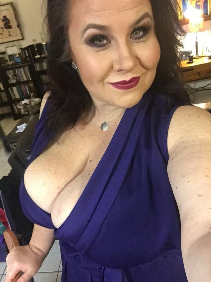 25P Lady Lynn - Big Tit 2015