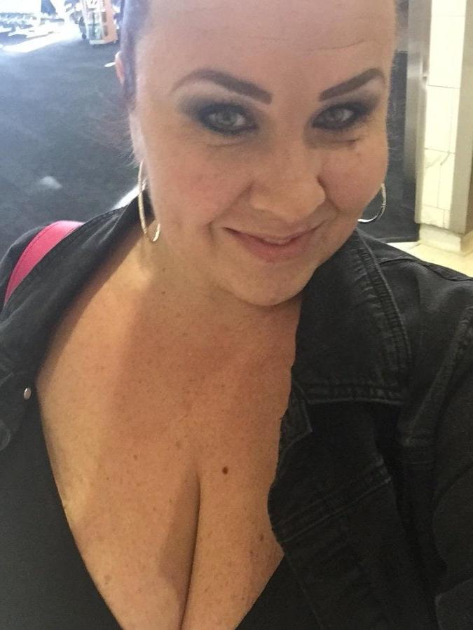 24P Lady Lynn - Big Tit 2015