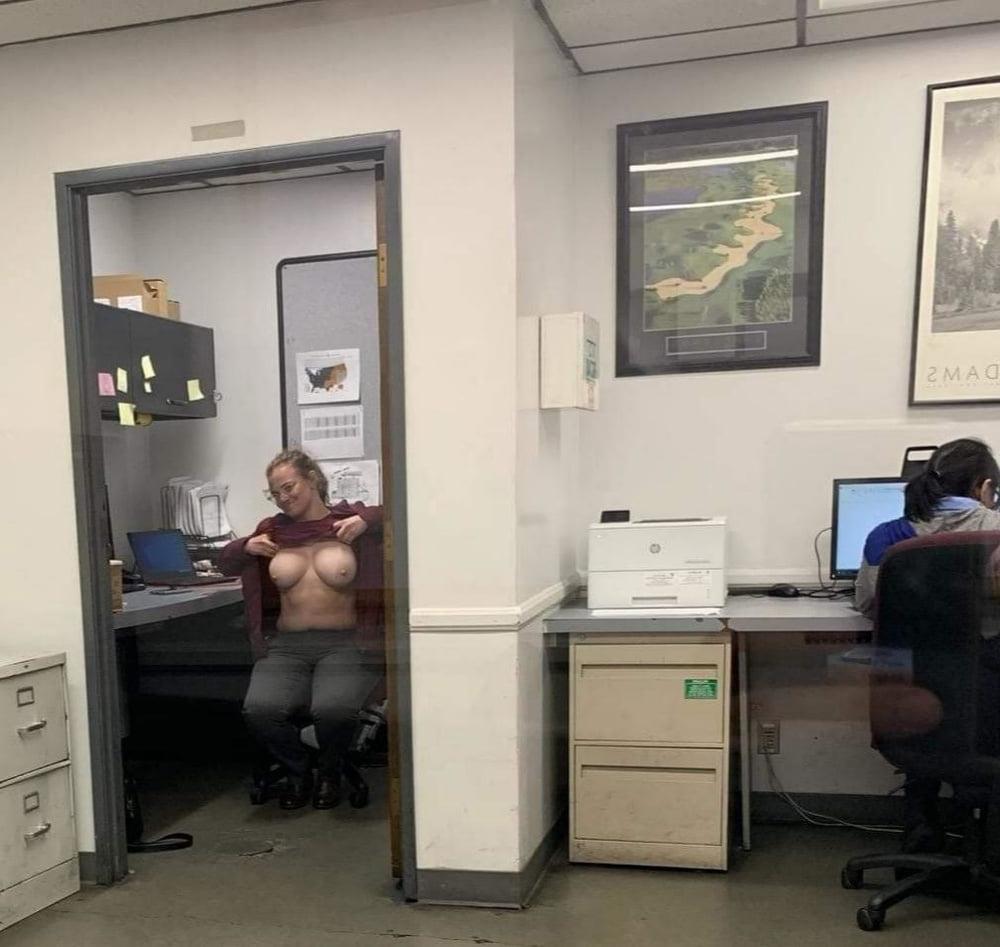 20P Nude in Public Vol. 4