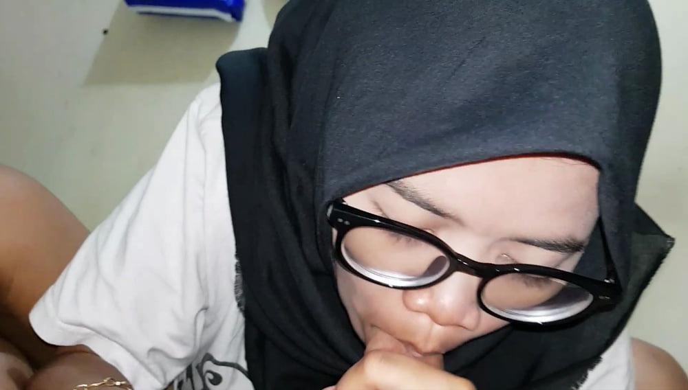 25P Me Black Hijab