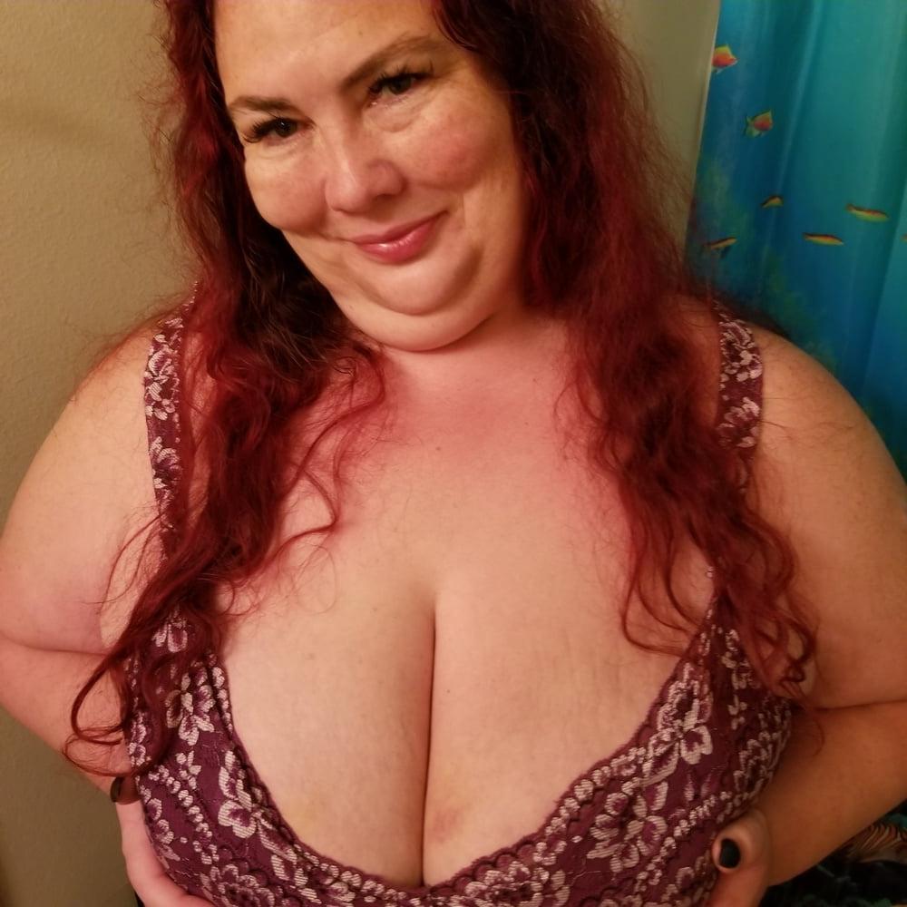 17P Beautiful ssbbw neighbor!