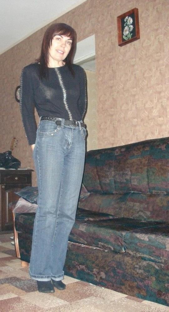 25P WNE 941 - Retro MILF Exposed