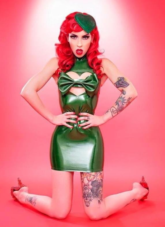 25P Fetish Makeup 7