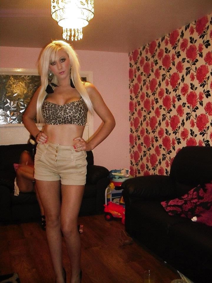 16P Hot British Ultra Slut - Becca 2
