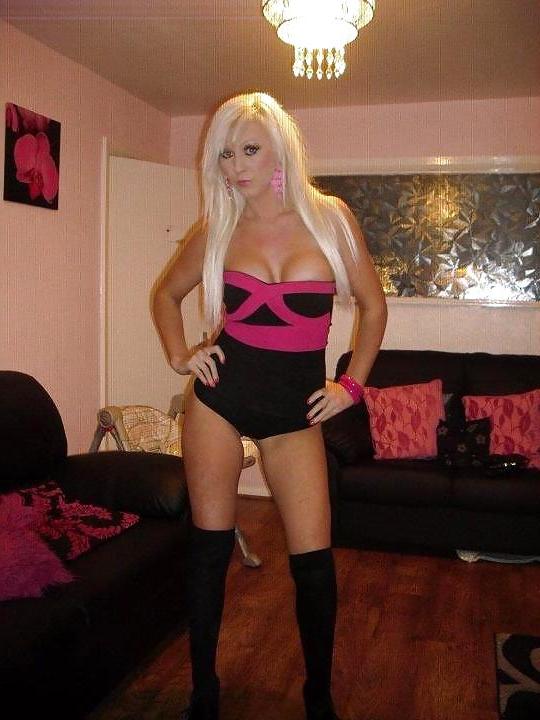 16P Hot British Ultra Slut - Becca 2