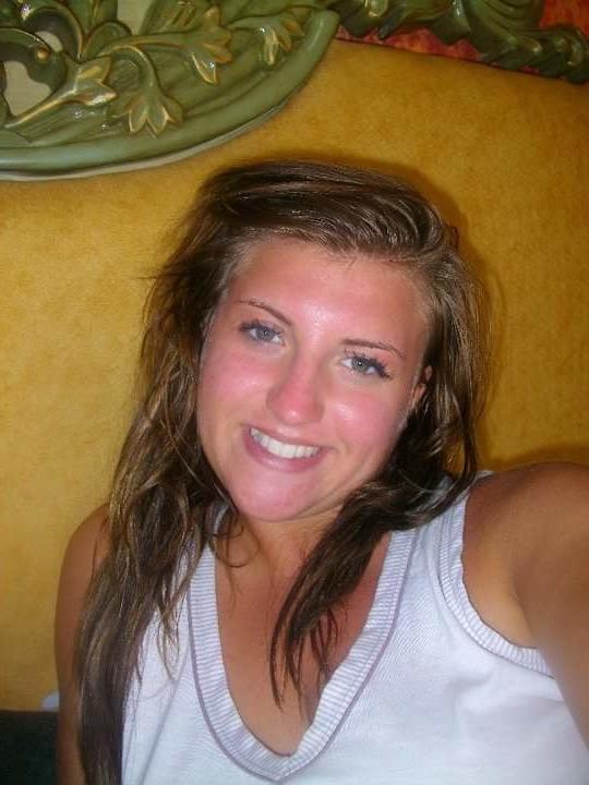 20P Naughty Facebook girl
