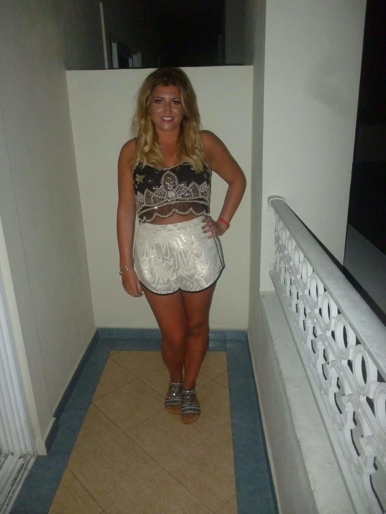 20P Naughty Facebook girl