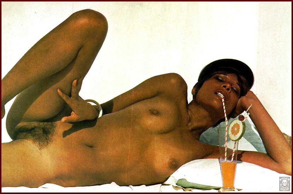 25P Retro Cuties - Vol.159