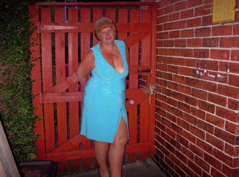 23P Help. Im addicted 2 granny cleavage 3