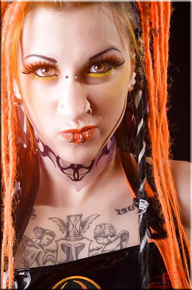 25P Steam punk , Goth and Fetish girls